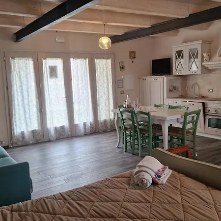 La Casetta Çiftlik konaklama Santa Sofia